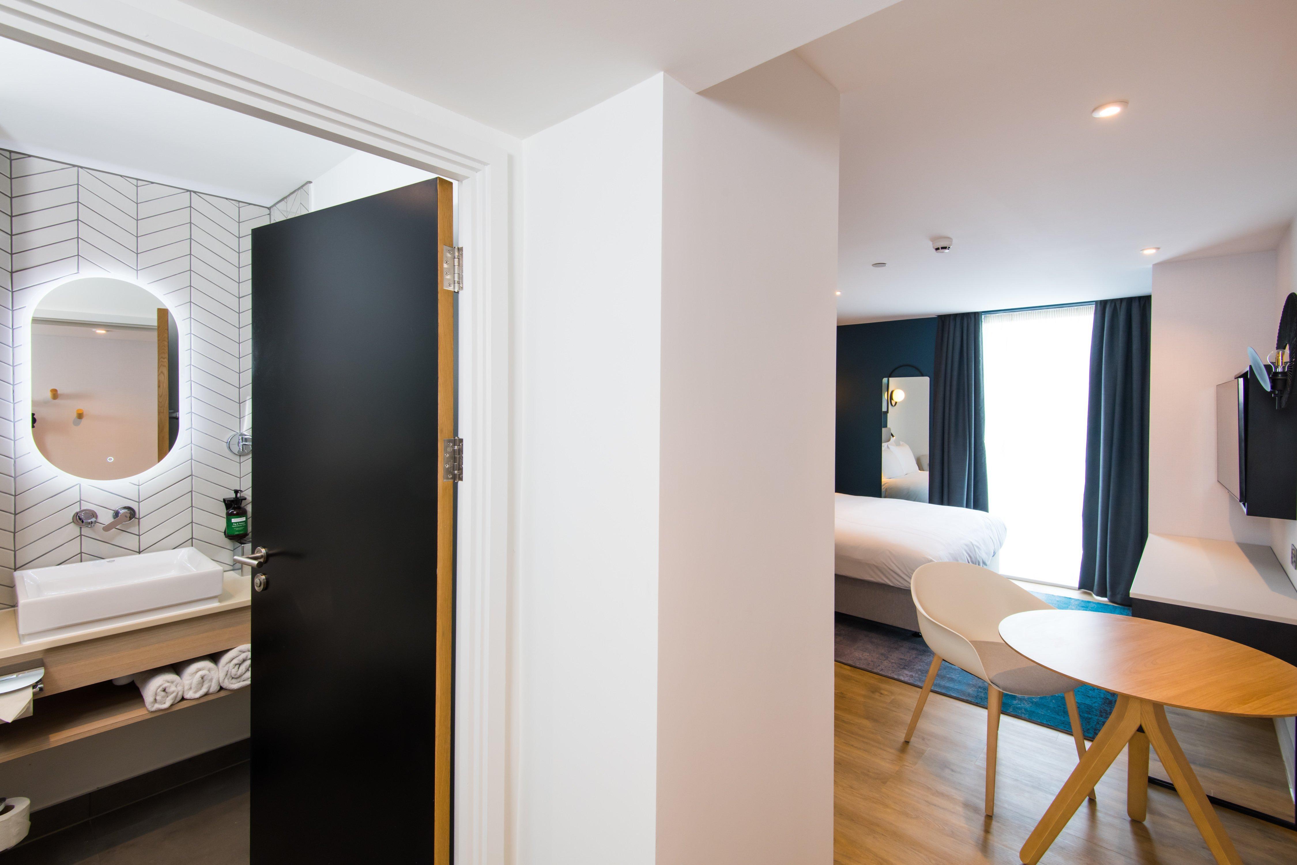 Staybridge Suites Cardiff Exterior foto